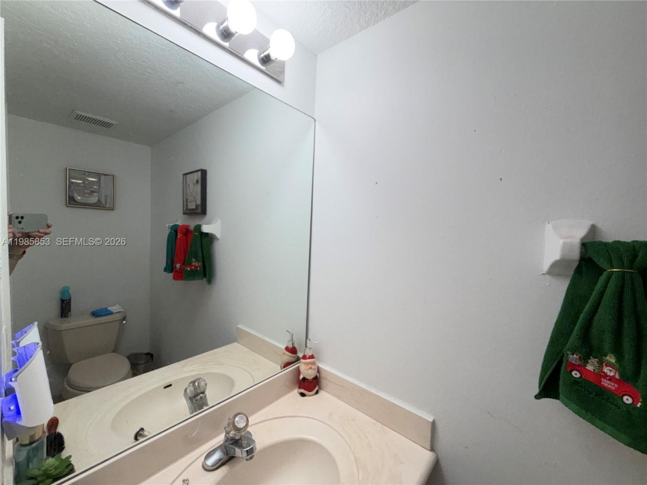 11416 NW 43rd Ter, Doral, FL 33178 Photo
