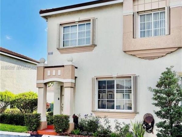 8346 NW 10th St, Unit 1F, Miami, FL 33126