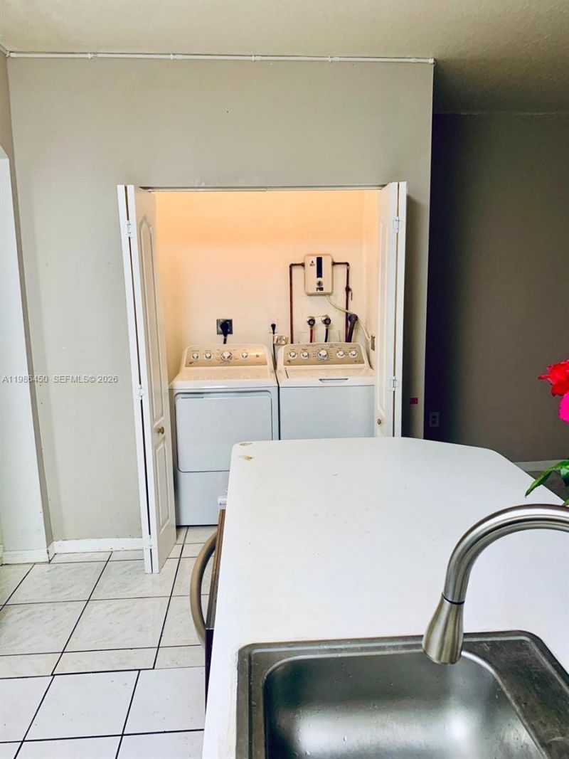 8346 NW 10th St, Unit 1F, Miami, FL 33126 Photo