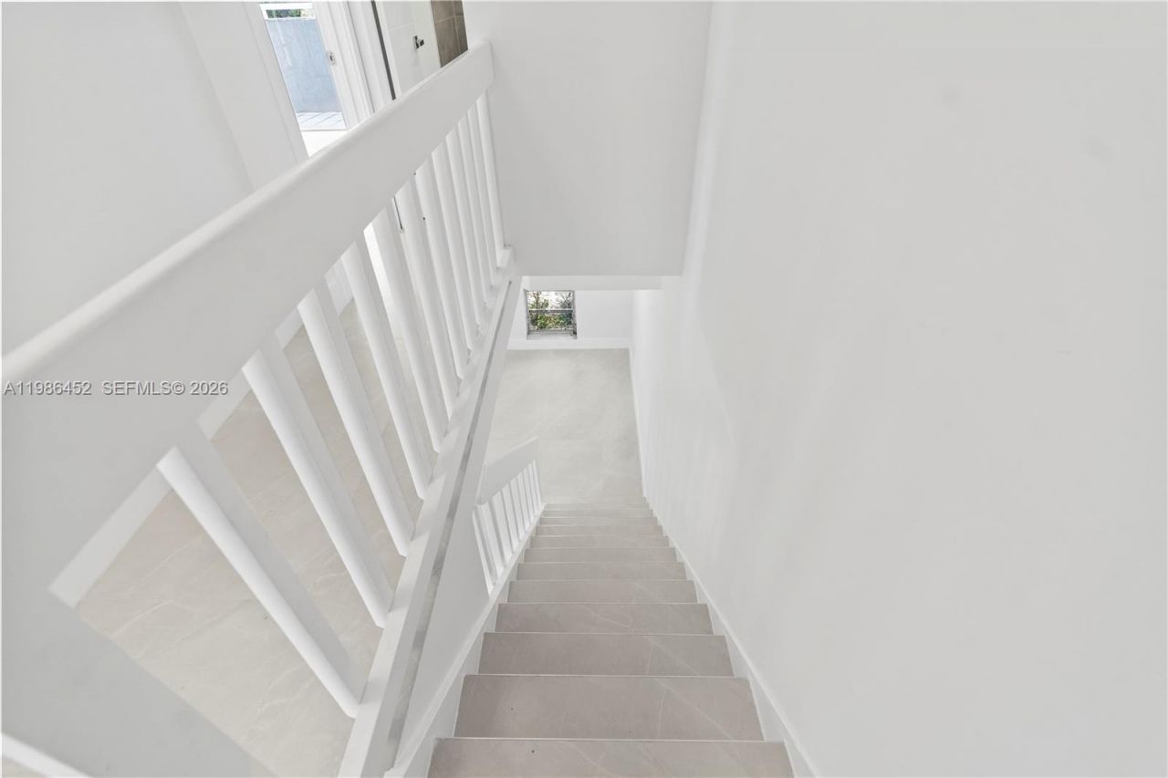 3597 SW 17th St, Unit 3597, Miami, FL 33145 Photo