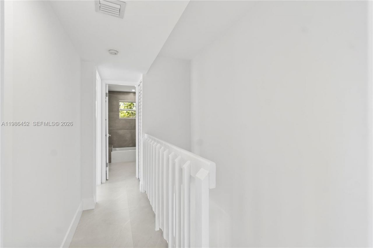 3597 SW 17th St, Unit 3597, Miami, FL 33145 Photo