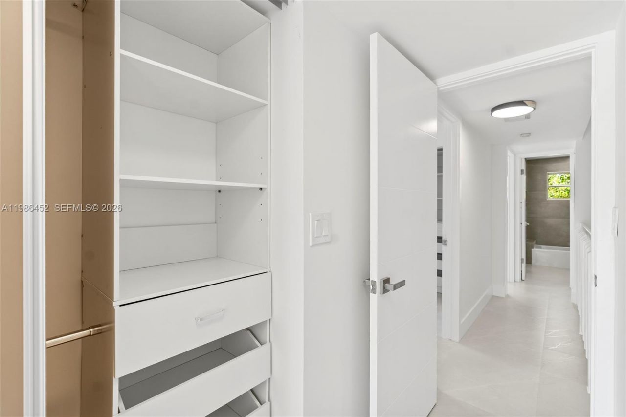 3597 SW 17th St, Unit 3597, Miami, FL 33145 Photo