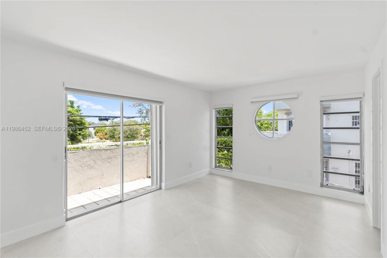 3597 SW 17th St, Unit 3597, Miami, FL 33145 Photo