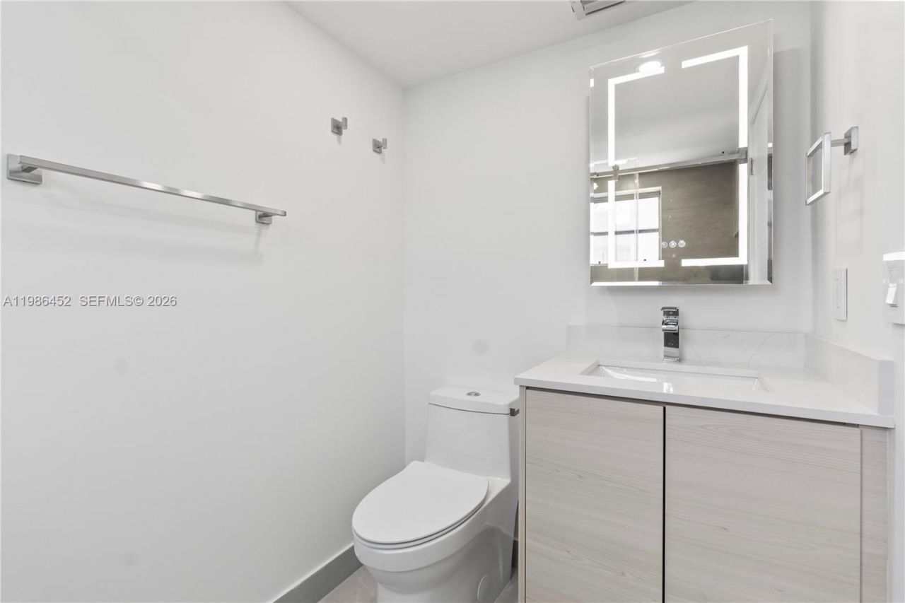 3597 SW 17th St, Unit 3597, Miami, FL 33145 Photo