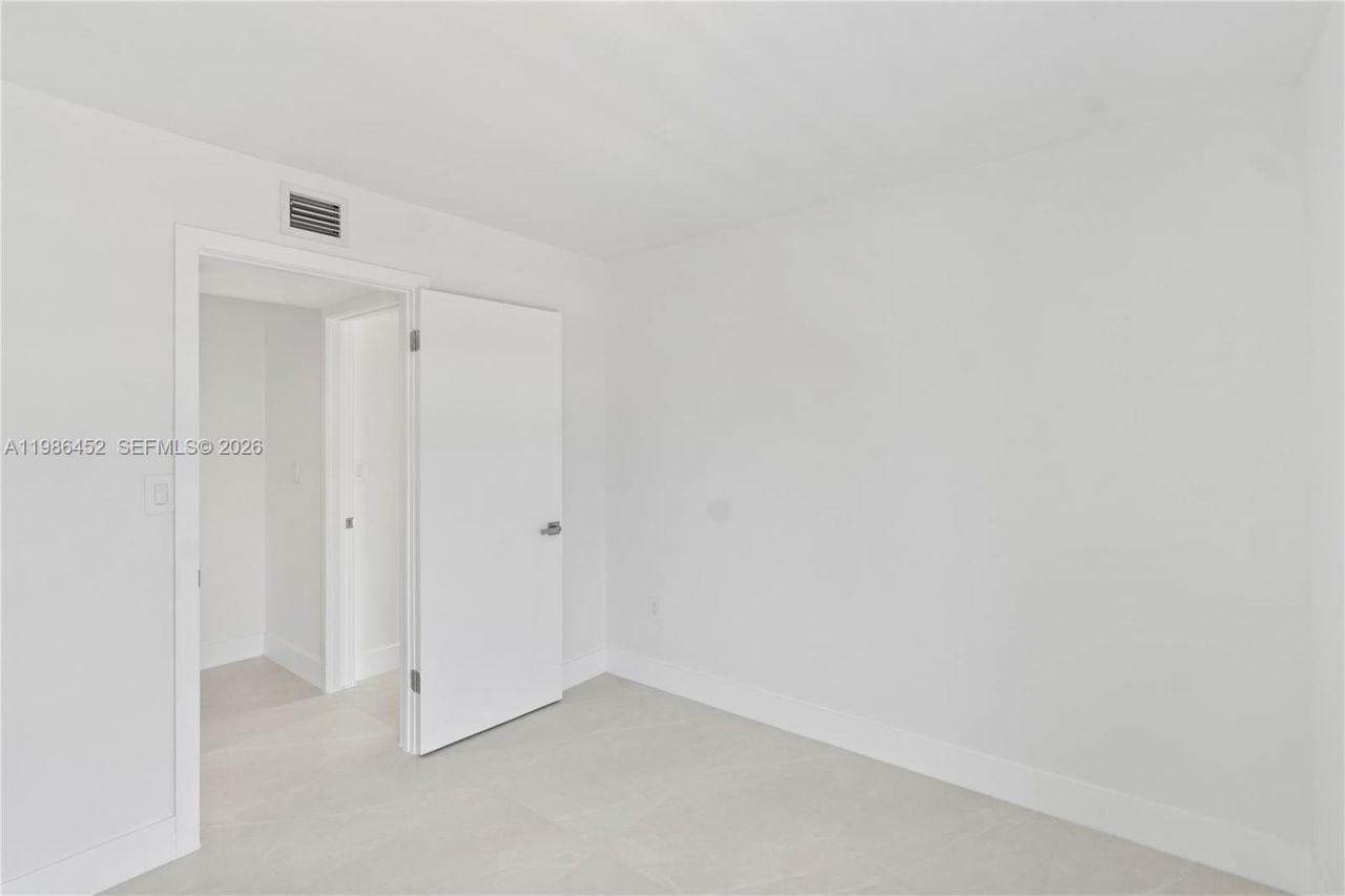 3597 SW 17th St, Unit 3597, Miami, FL 33145 Photo