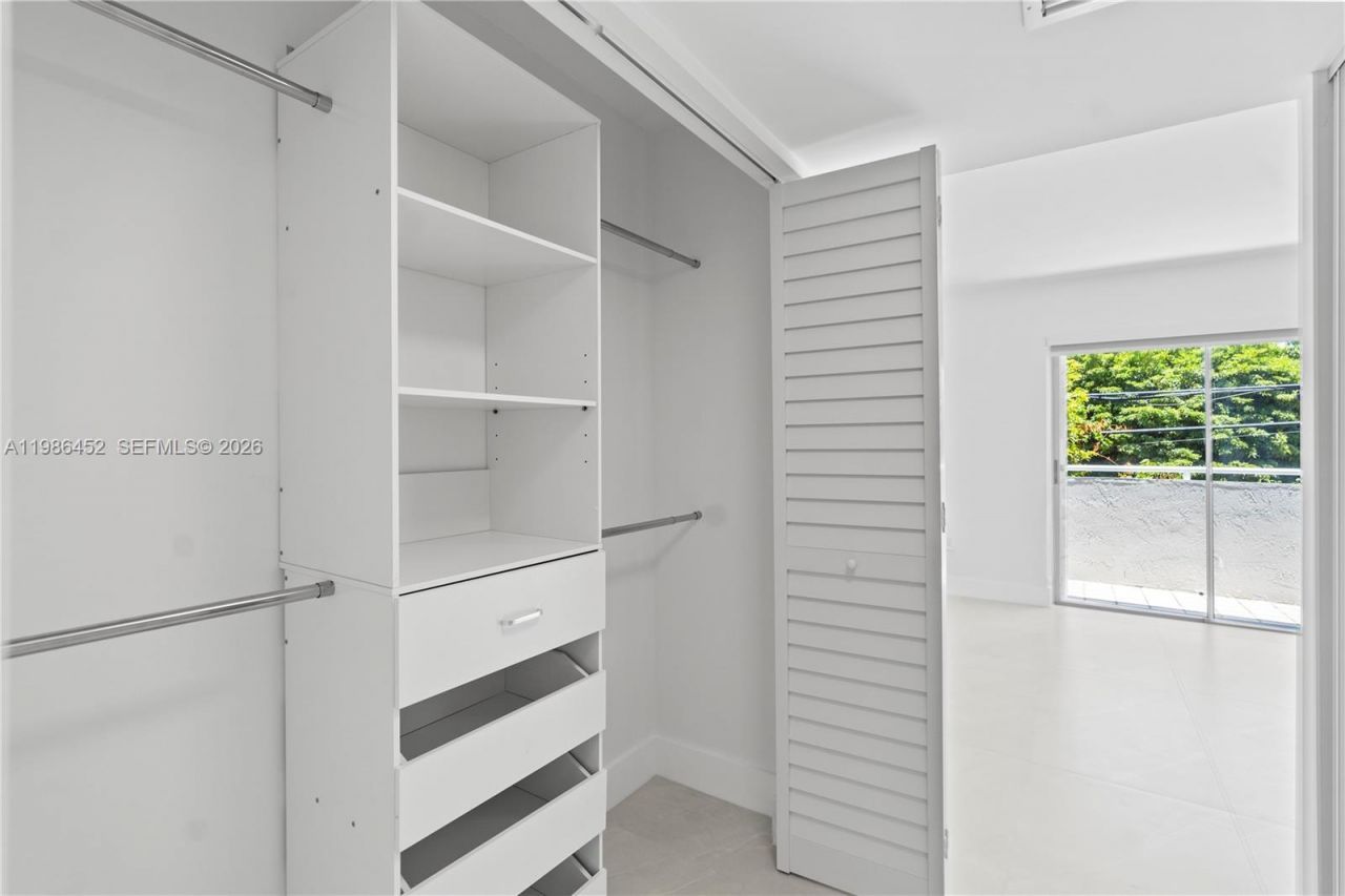 3597 SW 17th St, Unit 3597, Miami, FL 33145 Photo