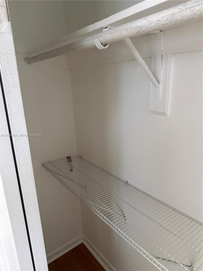 180 NE 71st St, Unit 9, Miami, FL 33138 Photo