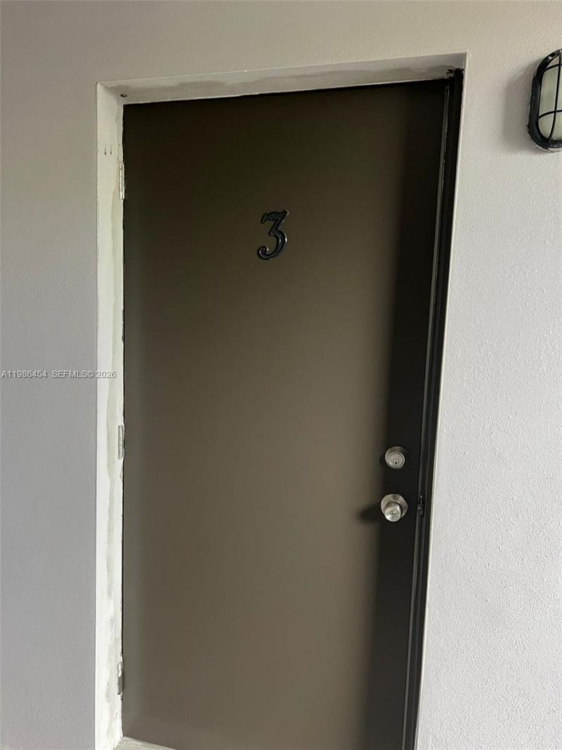 180 NE 71st St, Unit 3, Miami, FL 33138 Photo