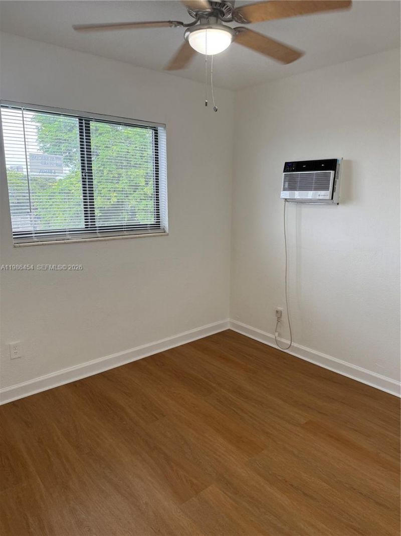 180 NE 71st St, Unit 9, Miami, FL 33138 Photo