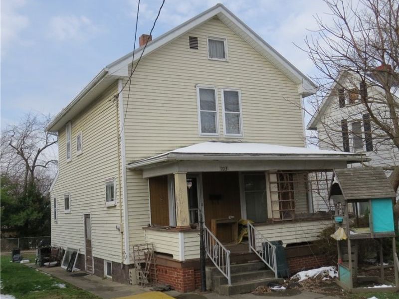 103 4th Street NW, Carrollton, OH 44615 Photo 1