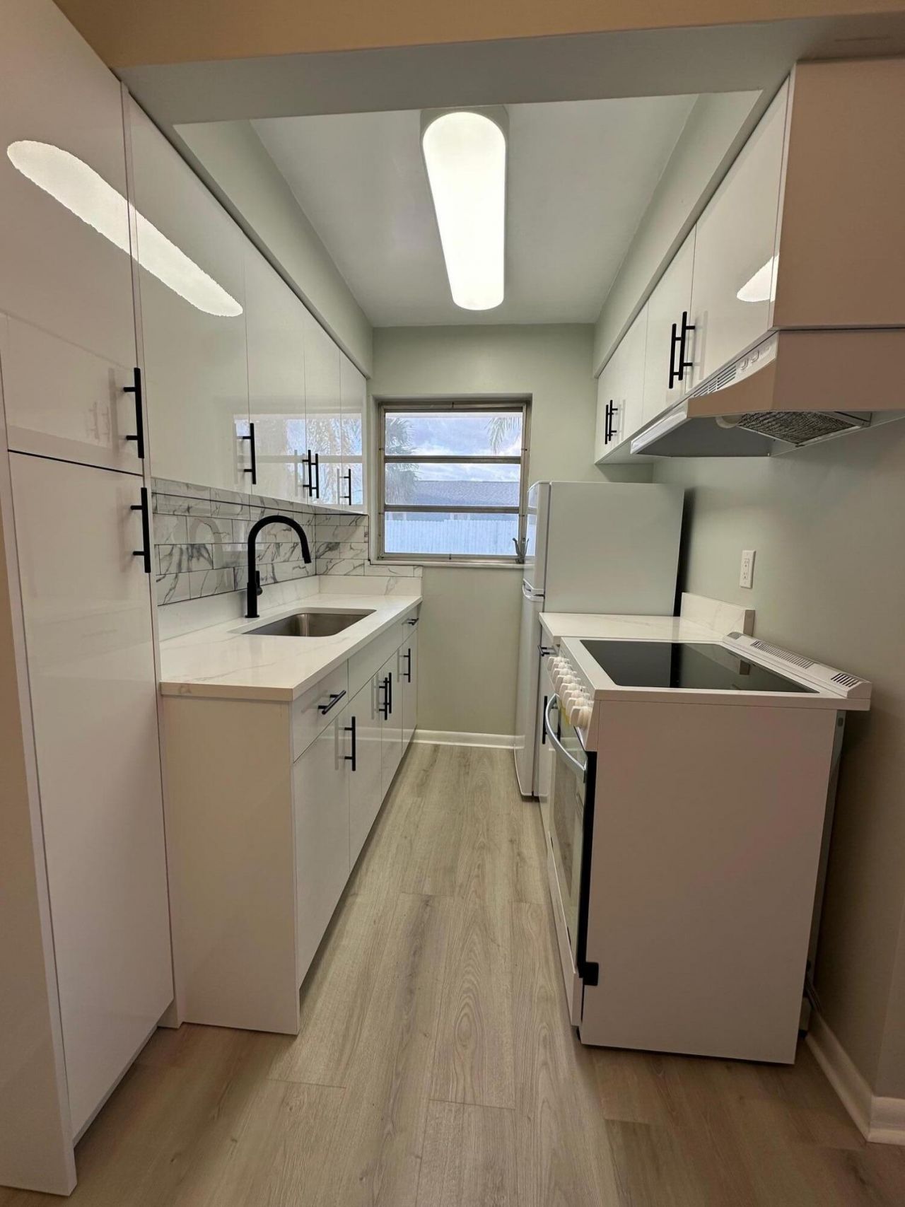 932 S B Street, Lake Worth Beach, FL 33460 Photo