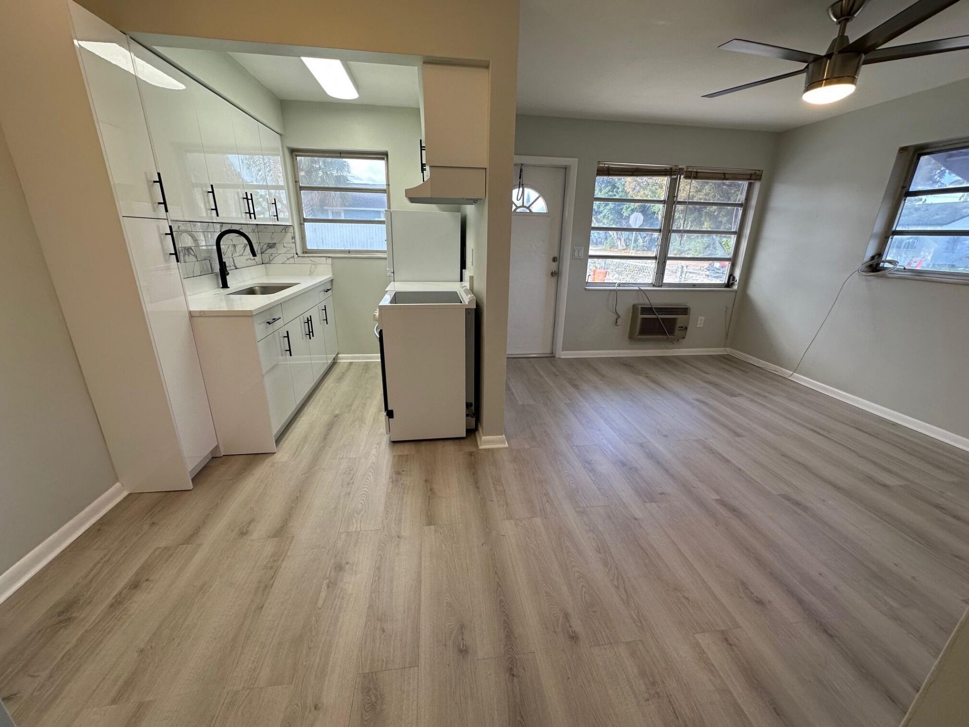 932 S B Street, Lake Worth Beach, FL 33460 Photo