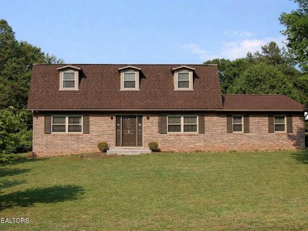 2012 Canby Hills Rd, Knoxville, TN 37923