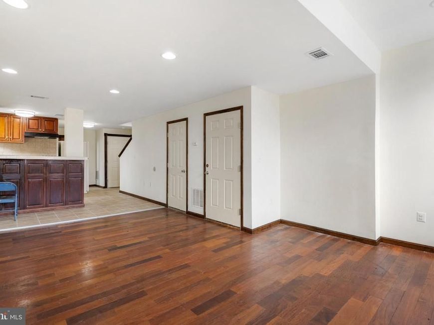 2400 Druid Hill Avenue , Baltimore, MD 21217 Main Photo