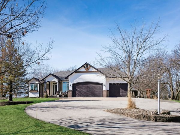 6301 NE 126th Avenue, Elkhart, IA 50073