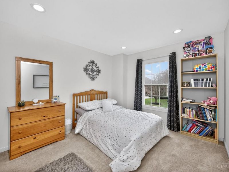 9607 Old Village Drive, Loveland, OH 45140 Photo 48