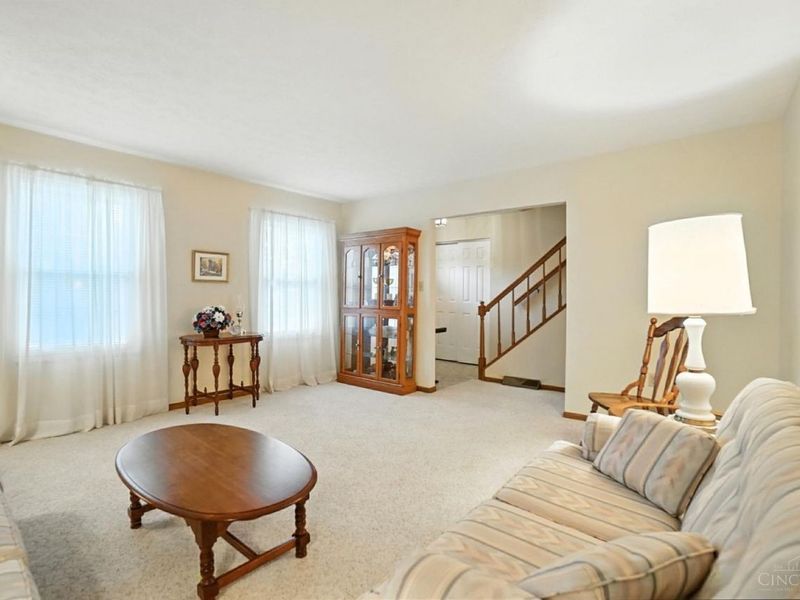 8253 Lake Ridge Drive, West Chester, OH 45069 Photo 18