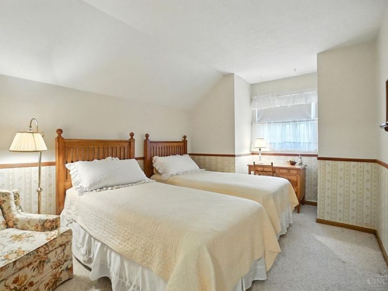 8253 Lake Ridge Drive, West Chester, OH 45069 Photo 26