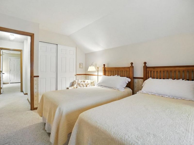 8253 Lake Ridge Drive, West Chester, OH 45069 Photo 27