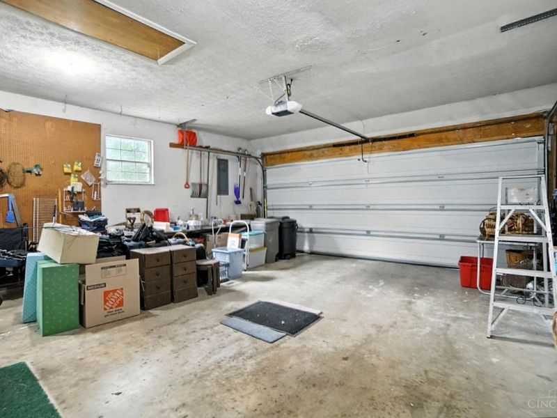 8253 Lake Ridge Drive, West Chester, OH 45069 Photo 28