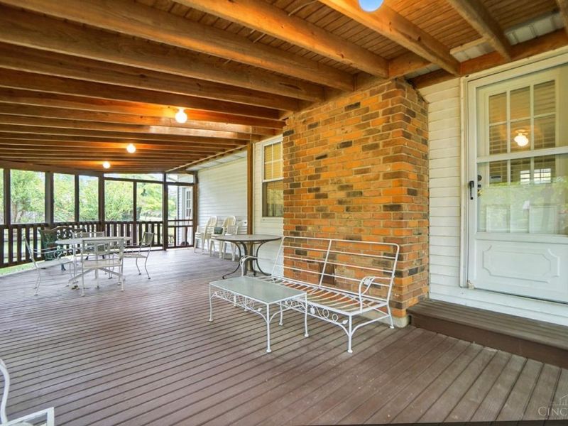 8253 Lake Ridge Drive, West Chester, OH 45069 Photo 32