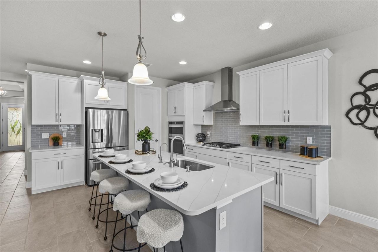 5745 Long Shore Loop, Sarasota, FL 34238 Photo