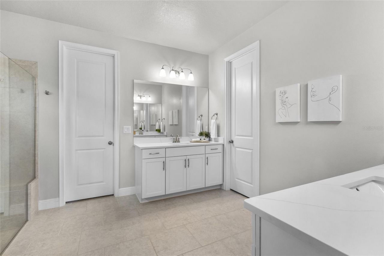 5745 Long Shore Loop, Sarasota, FL 34238 Photo