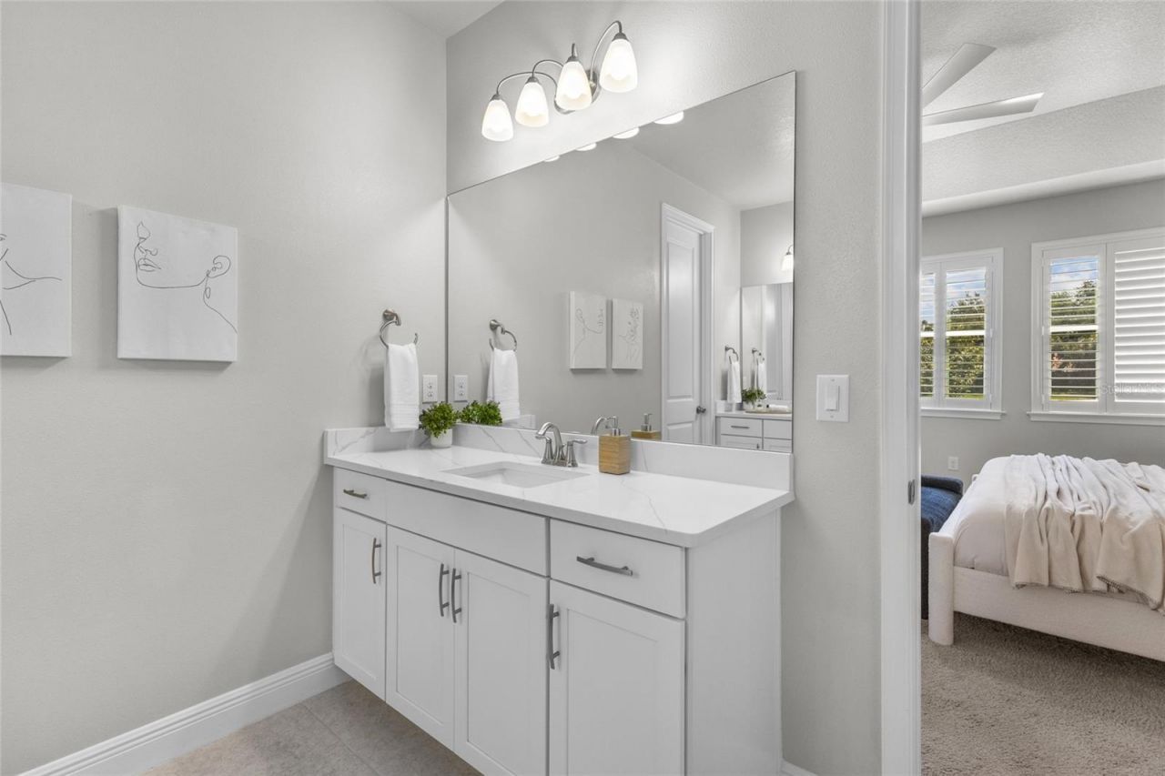 5745 Long Shore Loop, Sarasota, FL 34238 Photo