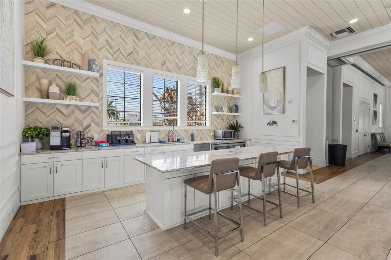 5745 Long Shore Loop, Sarasota, FL 34238 Photo