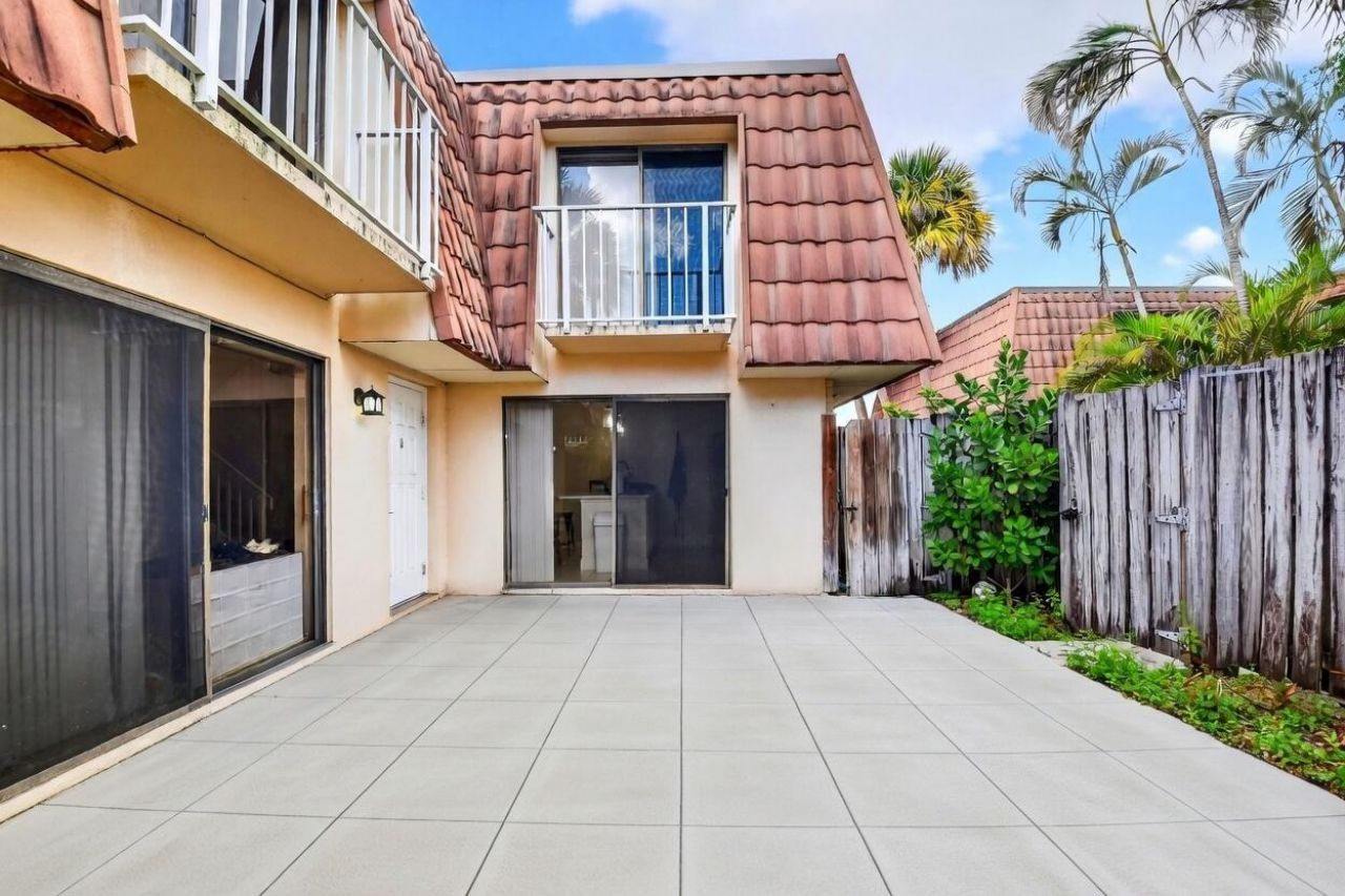 590 Green Springs Place, West Palm Beach, FL 33409 Photo