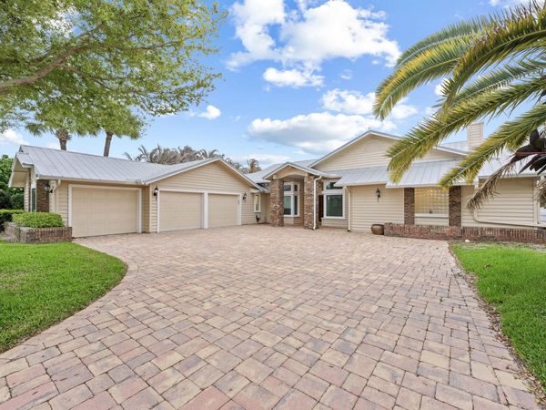 69 Cache Cay Drive, Vero Beach, FL 32963