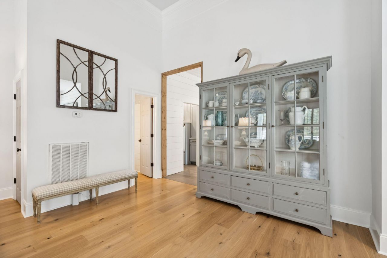 1345 Langford Road Photo 9