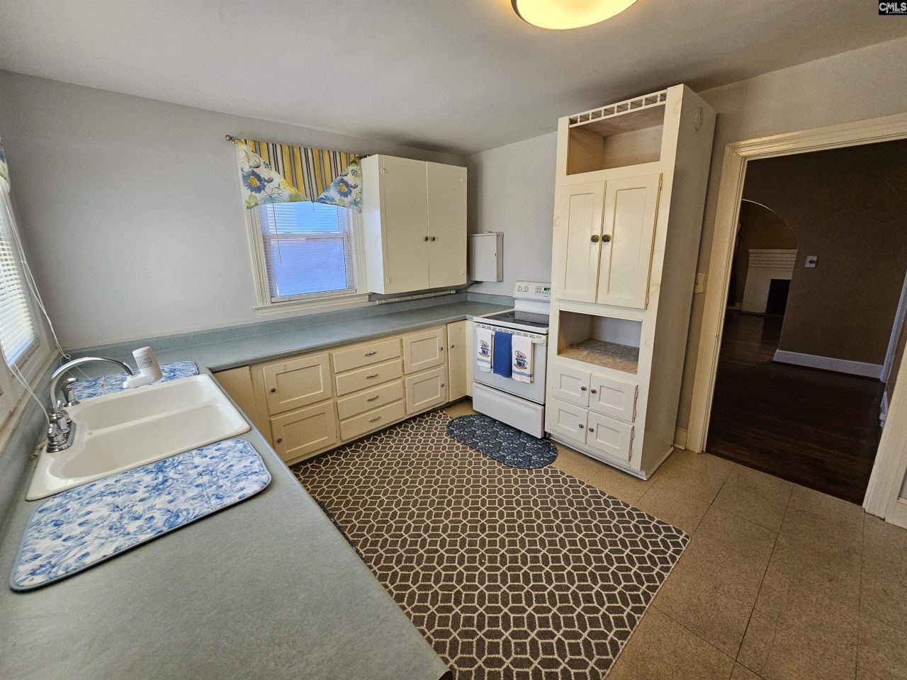 1310 C Avenue Photo 11