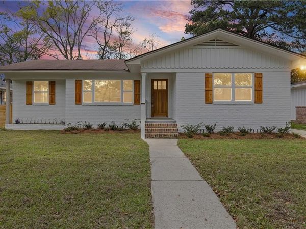 40 W Lourando Drive , Mobile, AL 36606