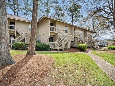 2081 Sea Cliff Drive N, Unit 2B, Daphne, AL 36526