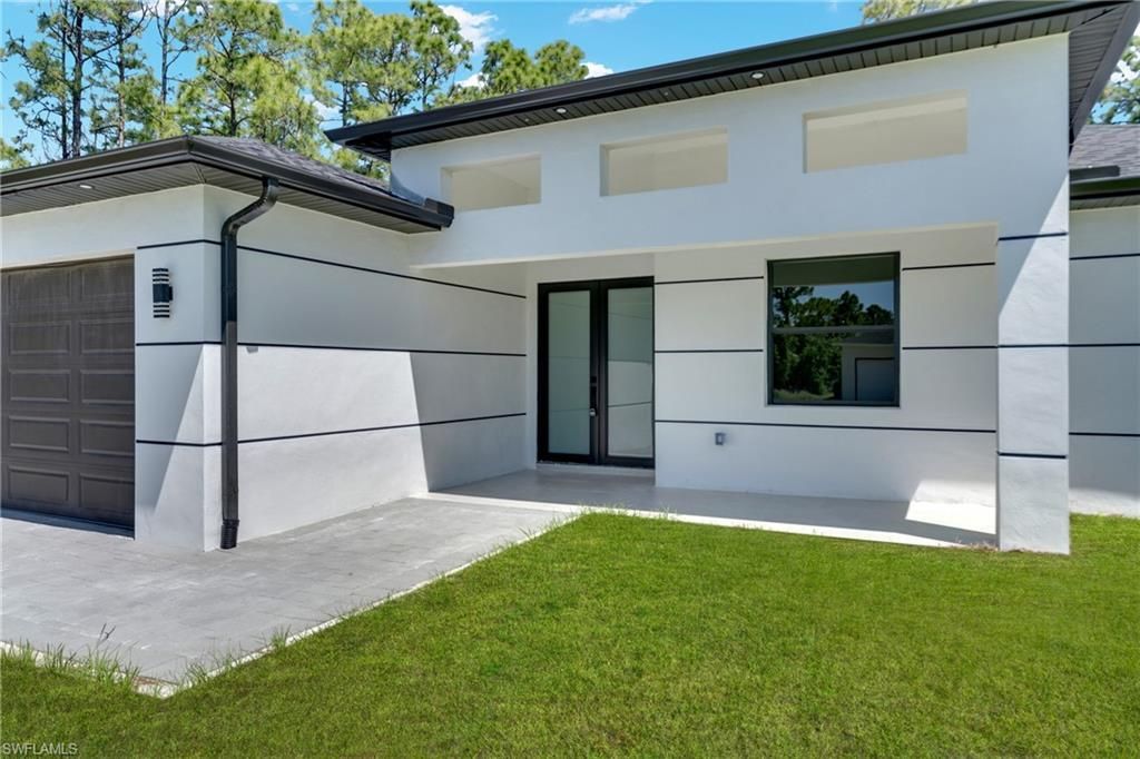 507 Trinity St E, Lehigh Acres, FL 33974 Photo