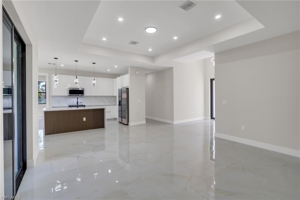 507 Trinity St E, Lehigh Acres, FL 33974 Photo