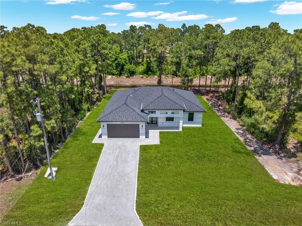 507 Trinity St E, Lehigh Acres, FL 33974 Photo