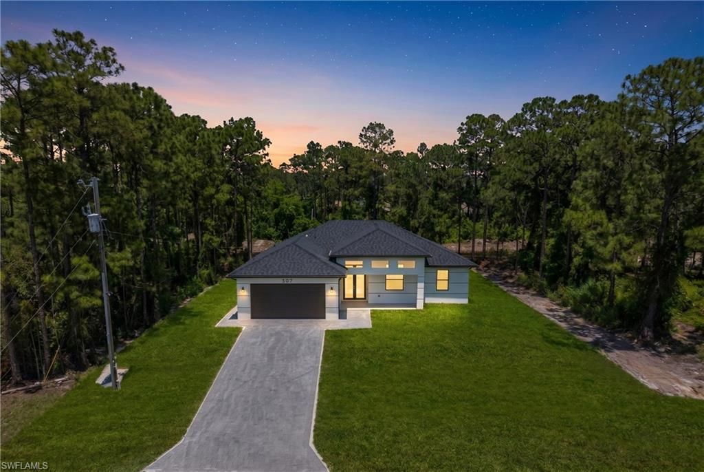 507 Trinity St E, Lehigh Acres, FL 33974 Photo