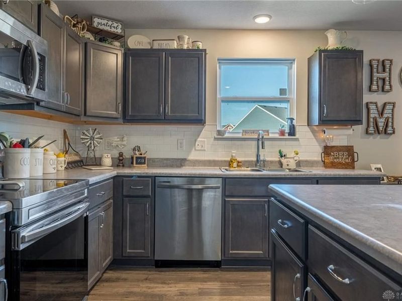 1512 Knightsbridge Court, Carlisle, OH 45005 Photo 8