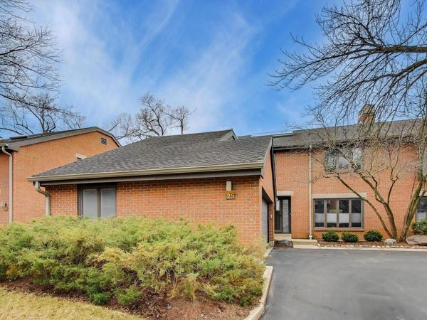 25 PARK Lane, Park Ridge, IL 60068