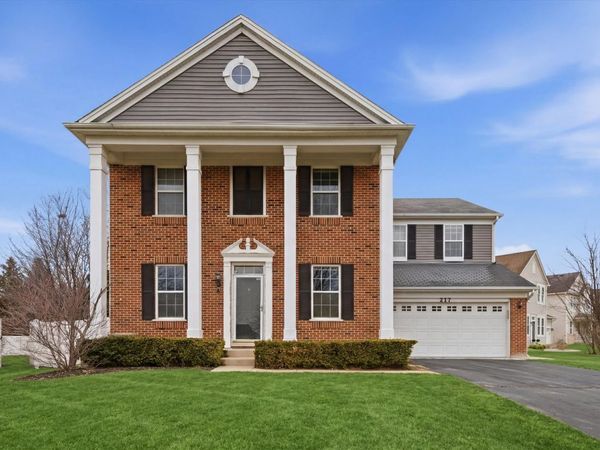 217 Sunbury Drive , St. Charles, IL 60175