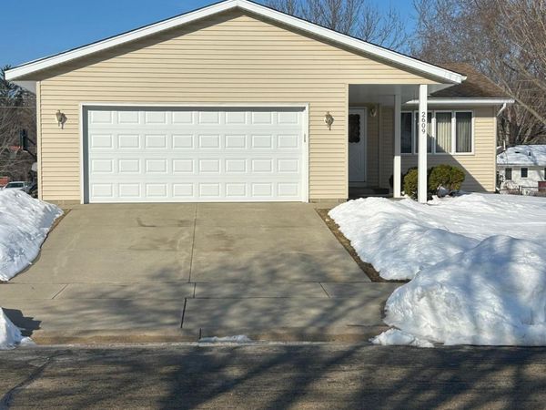 2609 20th Avenue SE, Rochester, MN 55904