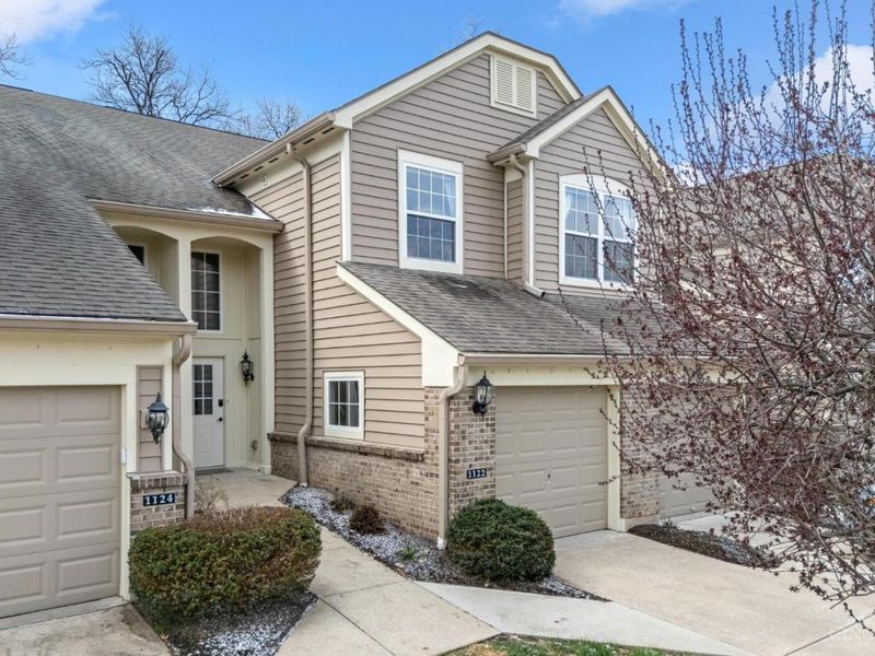 1122 Featherstone Court, Milford, OH 45150 Photo 1