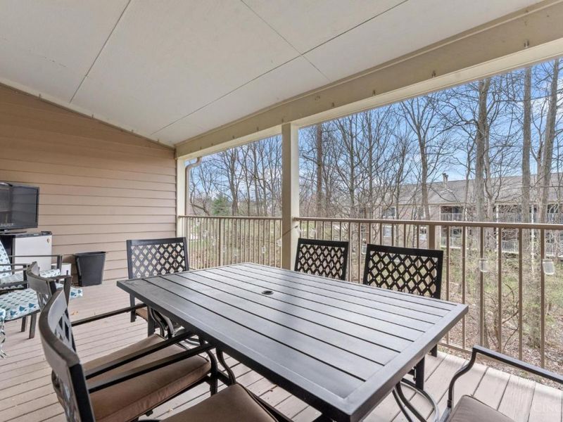 1122 Featherstone Court, Milford, OH 45150 Photo 16