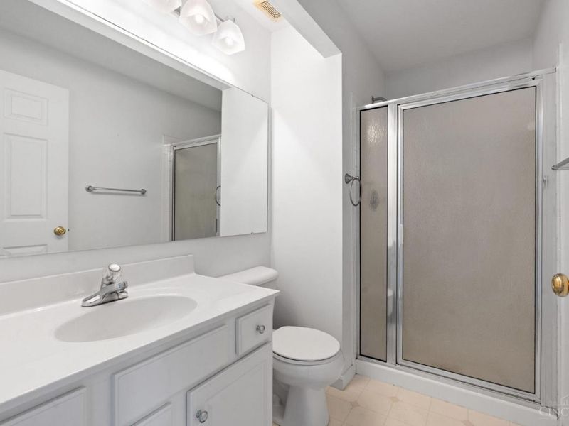 1122 Featherstone Court, Milford, OH 45150 Photo 22