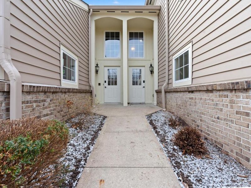 1122 Featherstone Court, Milford, OH 45150 Photo 3