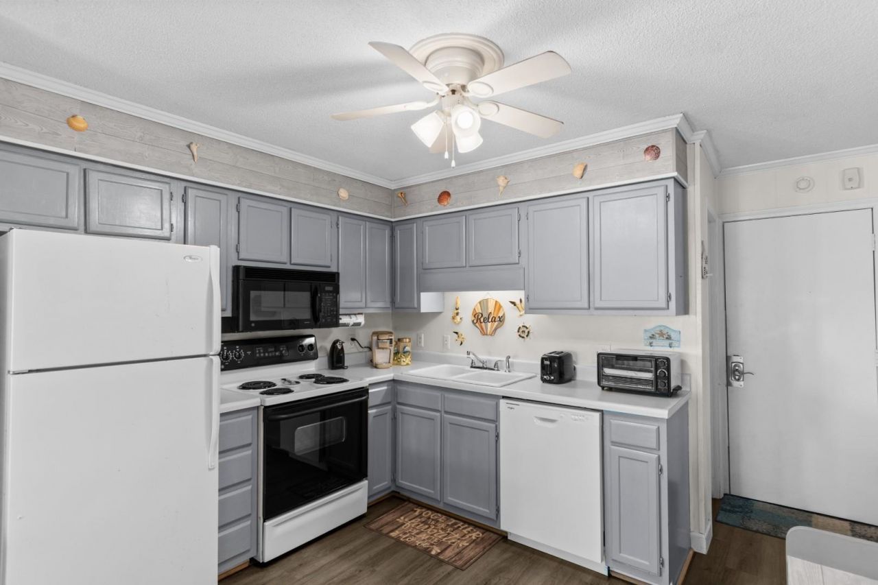 6000 N Ocean Blvd. Photo 11