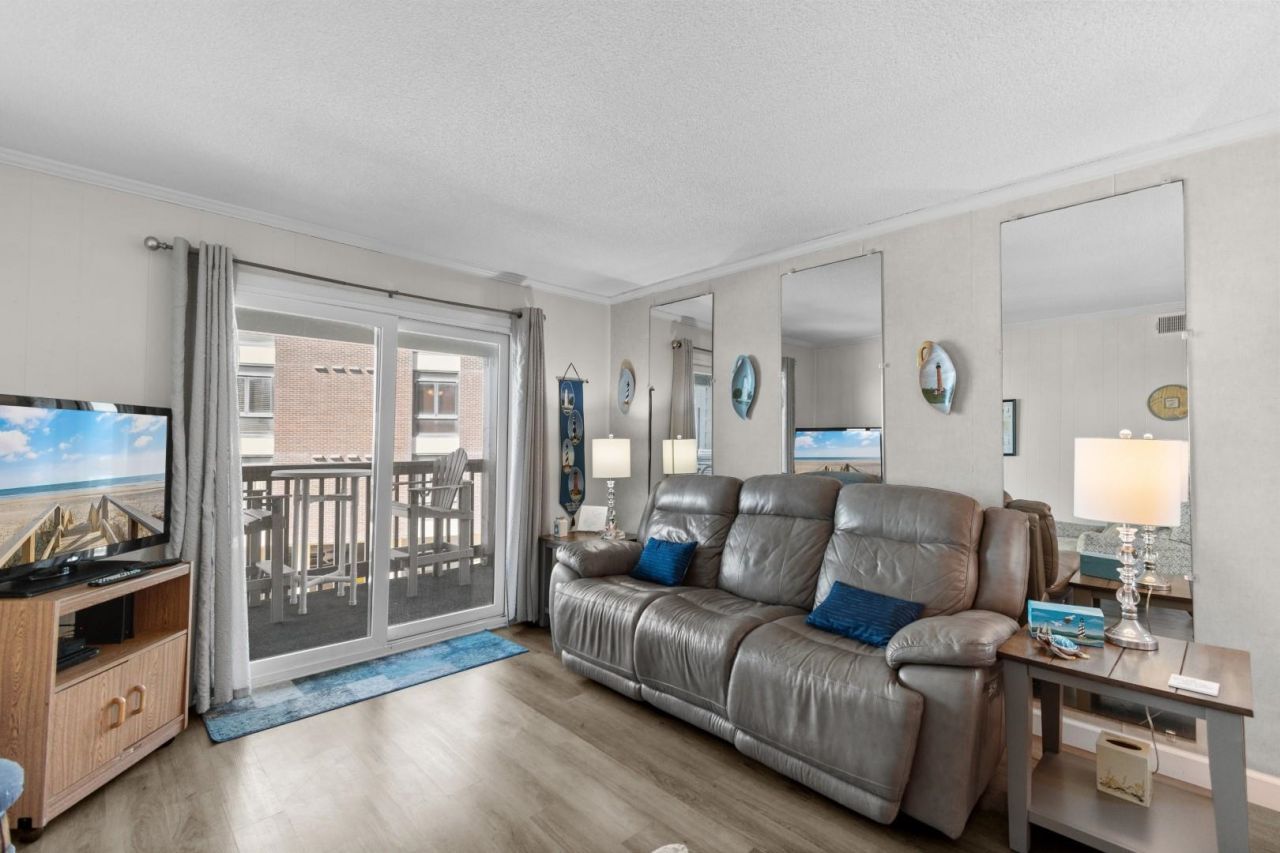 6000 N Ocean Blvd. Photo 13