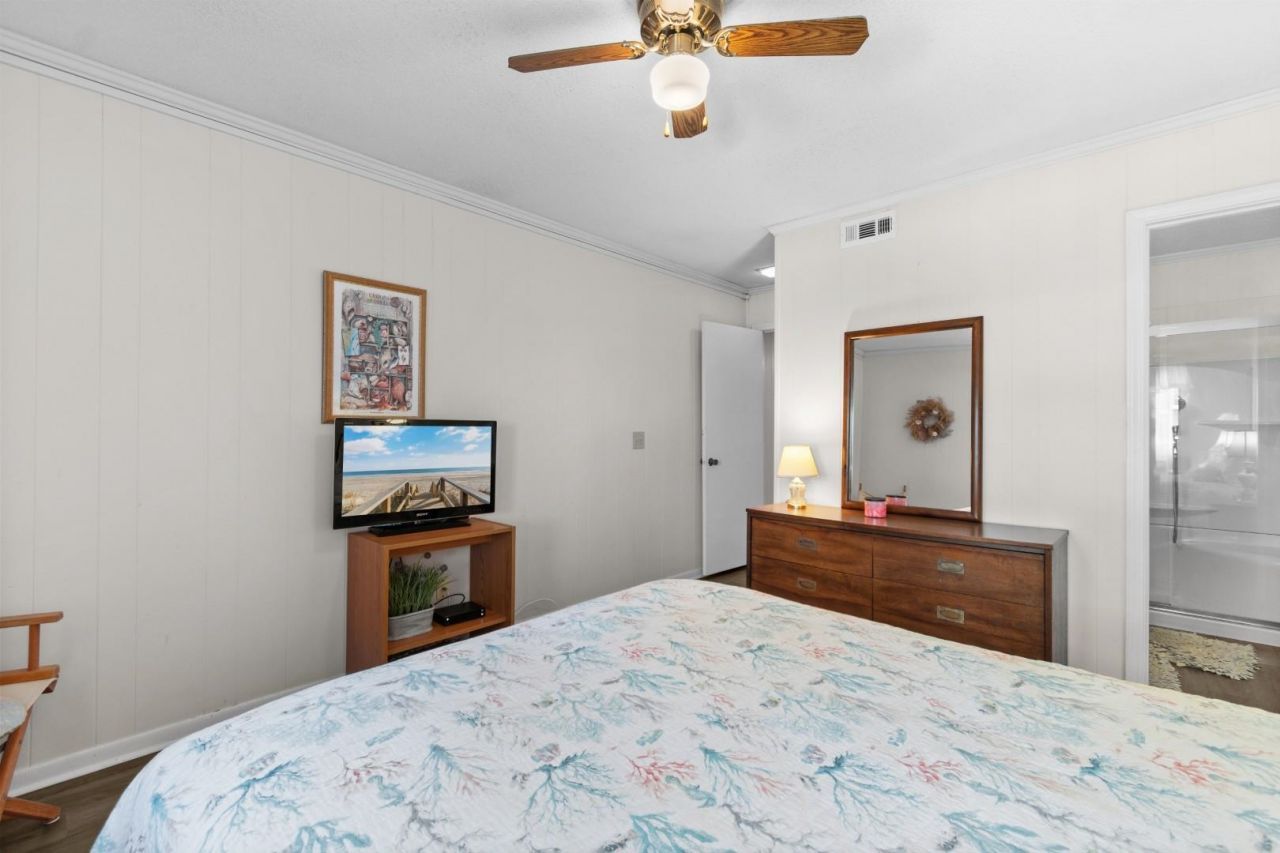 6000 N Ocean Blvd. Photo 15